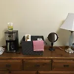 Glacier Guest Room - Private Room In Shared House Reduced Price On Tours
