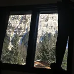 Glacier Guest Room - Private Room In Shared House Reduced Price On Tours