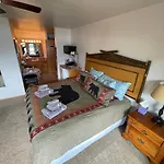 Denali Lakeview Inn