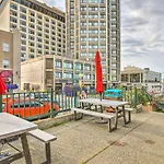 Modern Downtown Apt - Walk To Parks And Cafes!