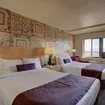 Inlet Tower Hotel & Suites