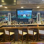 Coast Inn at Lake Hood