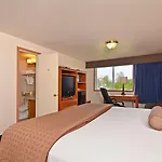 Best Western Valdez Harbor Inn