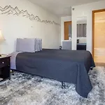 The Pioneer Motel