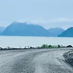 Murphy\'S Alaskan Inn