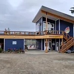 Grewingk Suite - Homer Seaplane Base