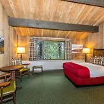 Glacier Bay Lodge