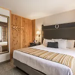 Holland America Denali Lodge