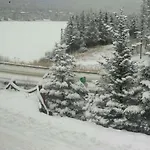 Beluga Lake Lodge