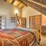Cabin On Kenai Peninsula Family And Group Friendly!