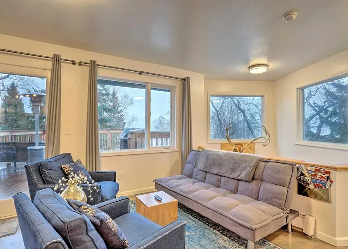 Coastal-View Apartment Near Downtown Anchorage!