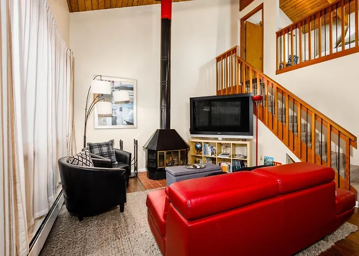The Hangar Hideaway