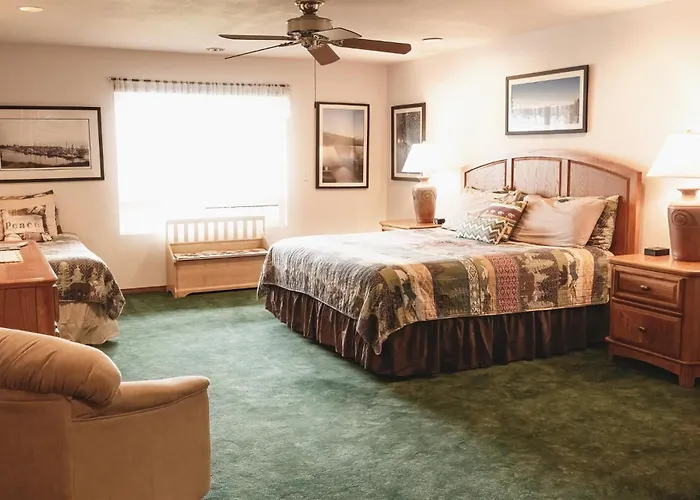 Suite 2 Lynn View Lodge