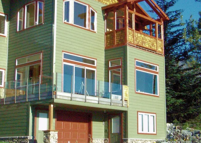 Seward Front Row Bed And Breakfast