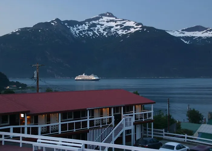 Captain\'S Choice Motel