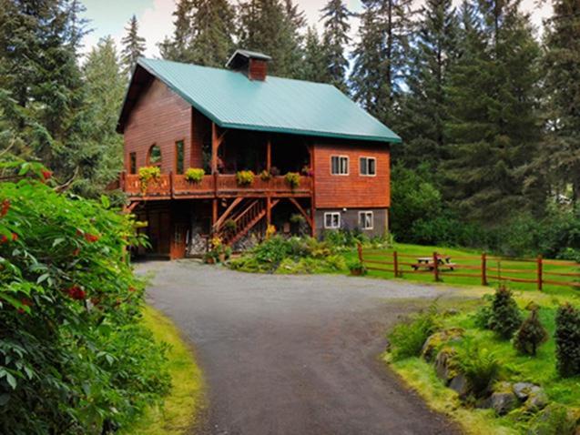 Carriage House * Girdwood