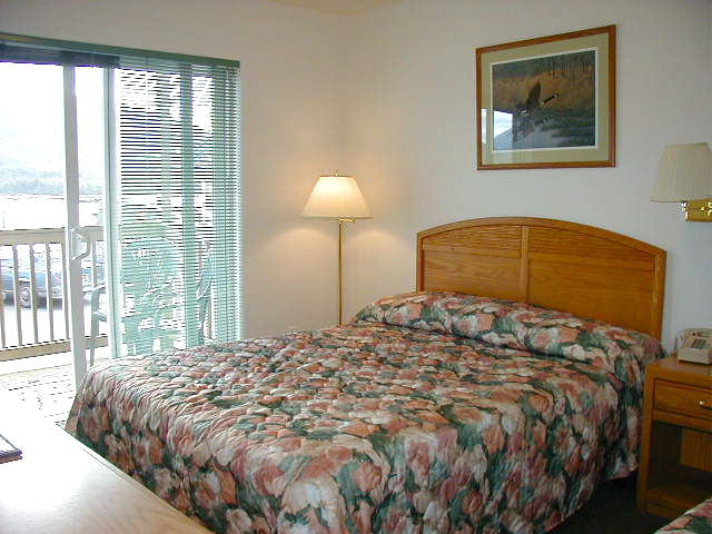 The Ketch Hotel 2*