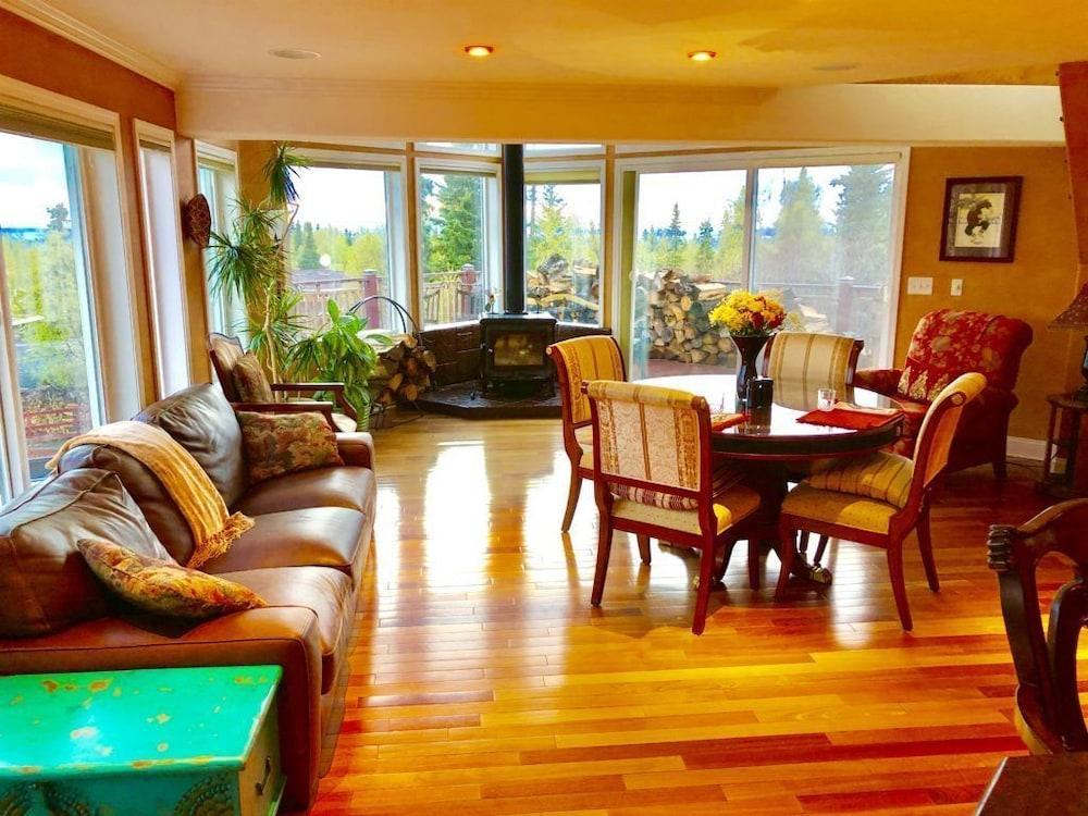 Bed & Breakfast Alaska Sundance Retreat