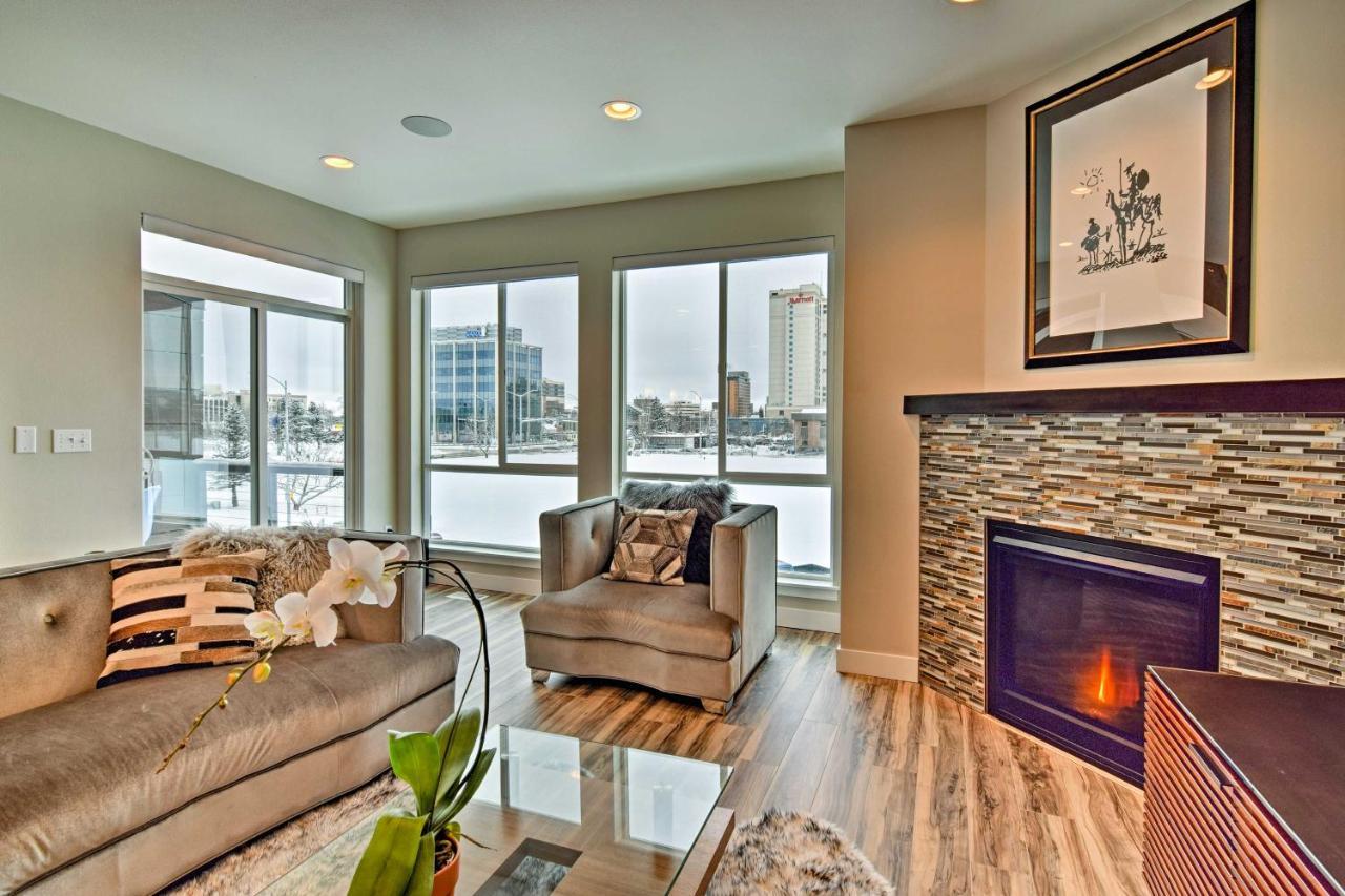 Modern Townhome - By Delaney Park Strip! *