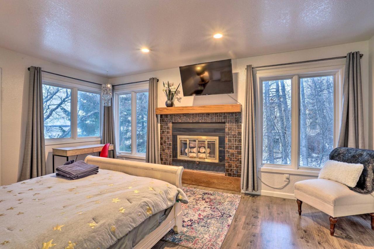 Coastal-view Near Downtown Anchorage! * Anchorage