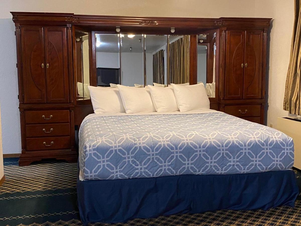 Eagle Hotel 3*