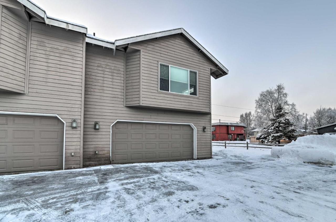 Casa de férias Cozy Townhome Less Than Half Mile To Jewel Lake! *