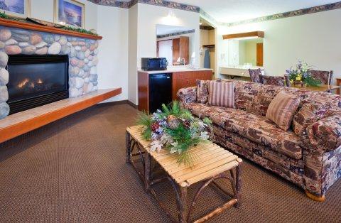 Wyndham Garden Airport Hotel 3*