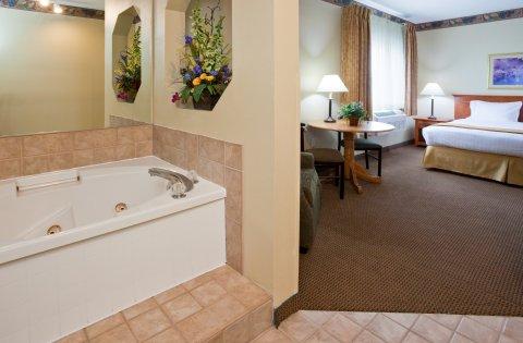 Wyndham Garden Airport Anchorage