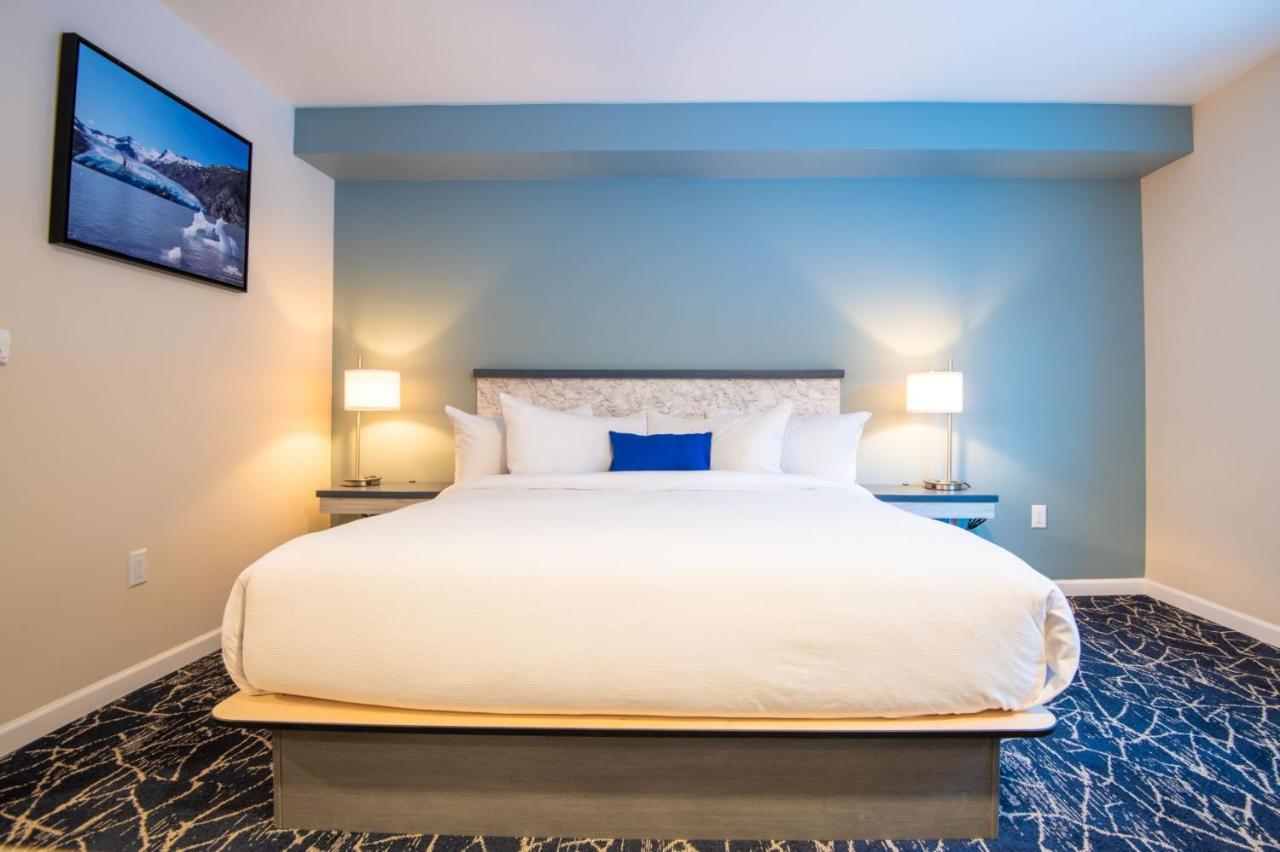 Gateway Hotel 3*