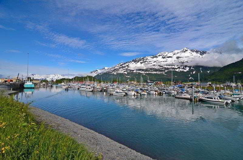 Western Harbor Hotel