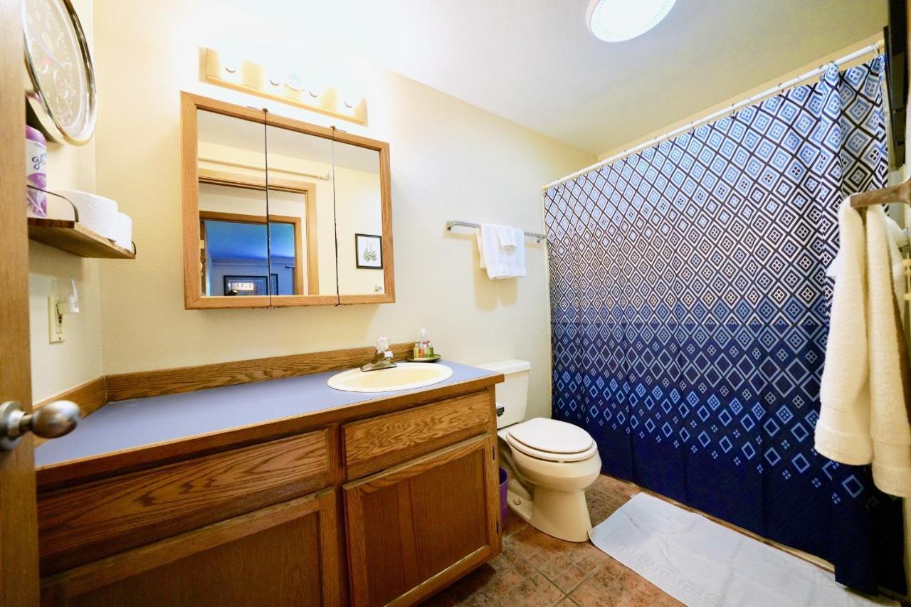 Bed & Breakfast Flat Fish And Event Center Homer