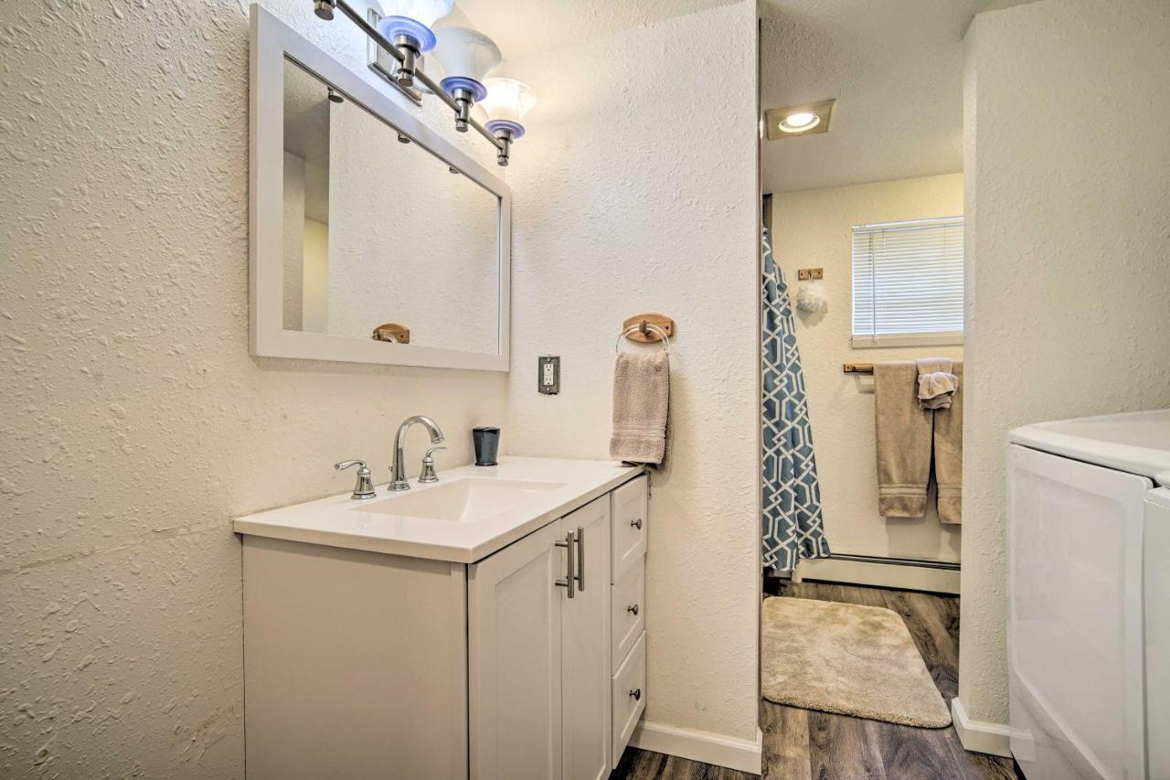 Alyeska With Patio, Ideal Location! Anchorage
