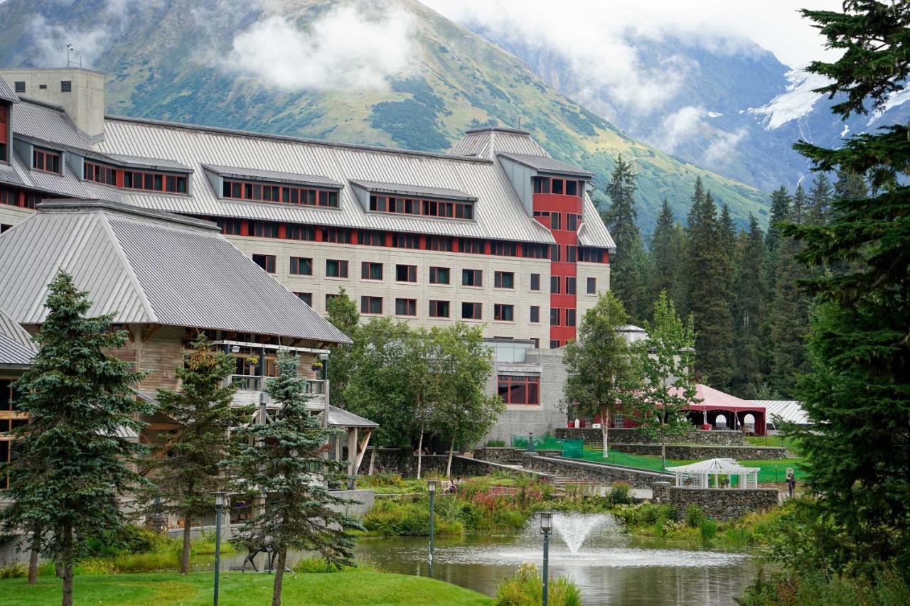 Inviting Alyeska 1 Block To Lifts Apartment *