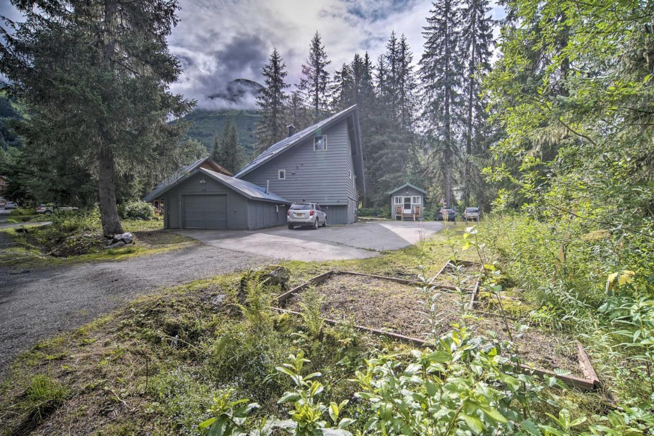 Alyeska With Patio, Ideal Location! Apartment