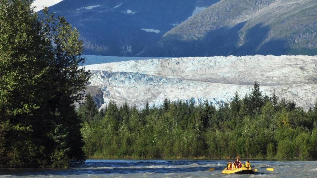 Glacier Guest - Private In Shared House Reduced Price On Tours *