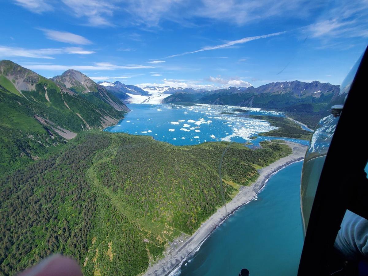 Resurrection On The Bay 3* Seward