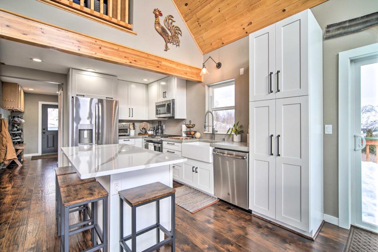 Holiday home Stunning Alaskan Getaway With River And Mtn Views