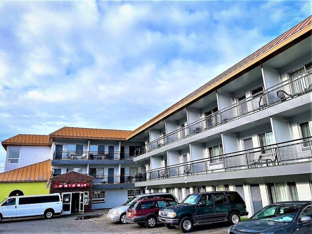 Hotel Ramada By Wyndham 3*