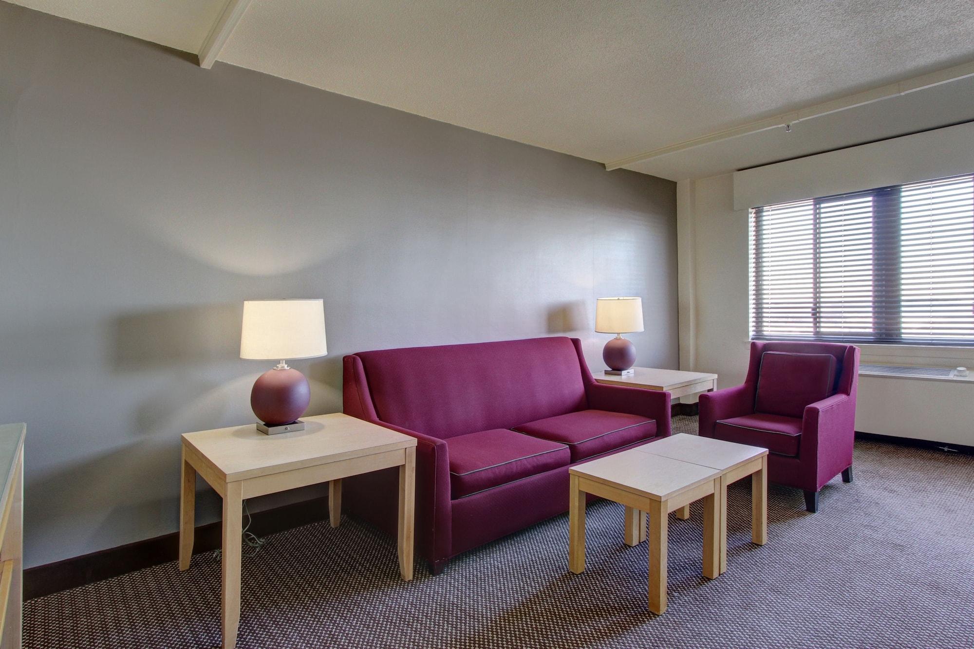Inlet Tower & 3* Anchorage