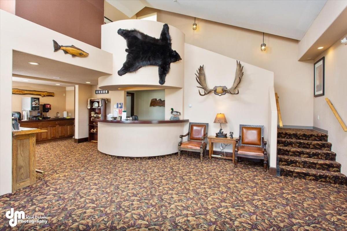 Airport Hotel 2*
