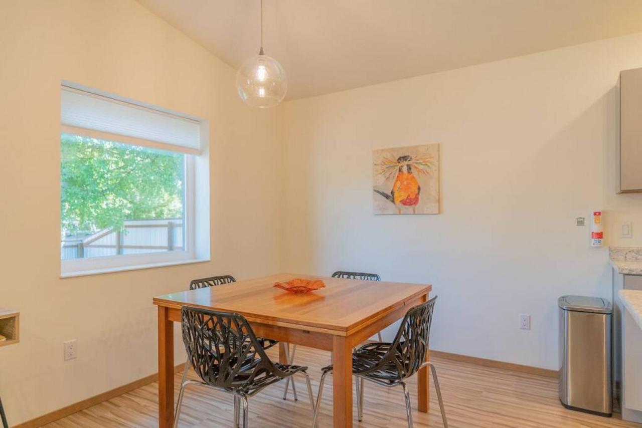 The Northern Bungalow With Modern Charm * Fairbanks