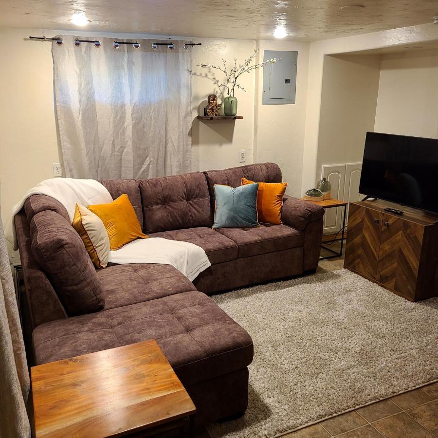 Downtown Apartment *
