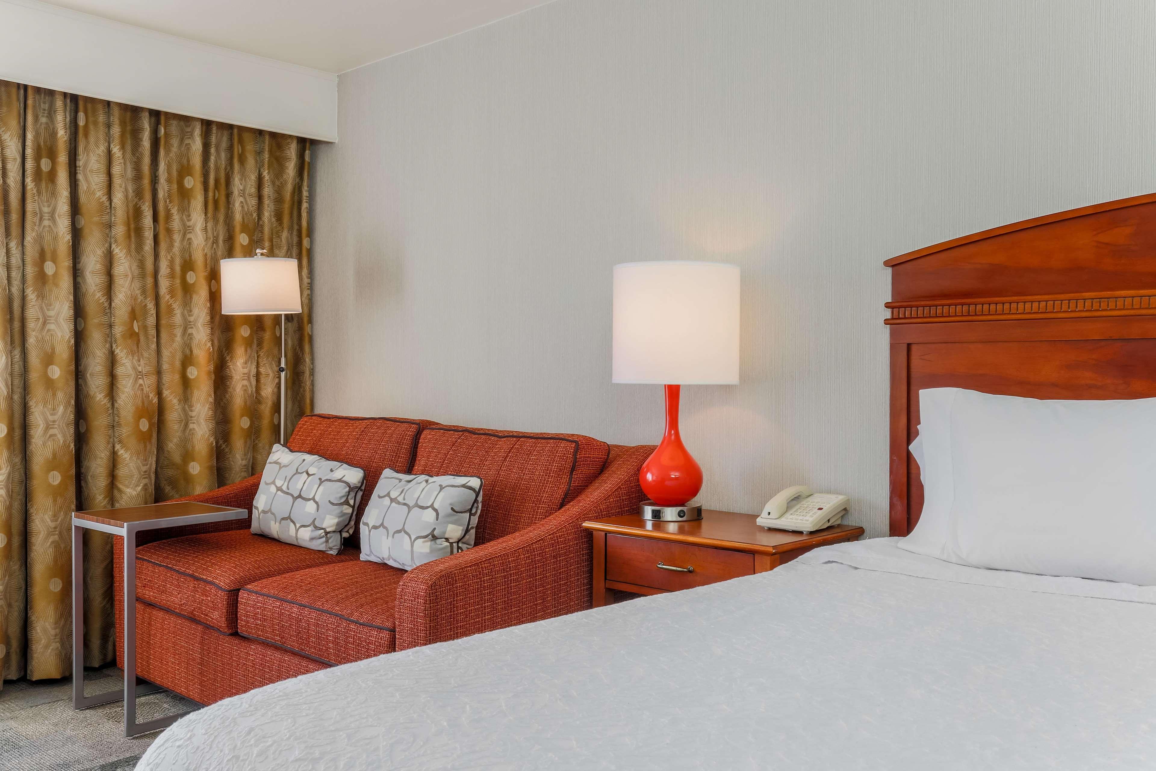Hotel Hampton 3*