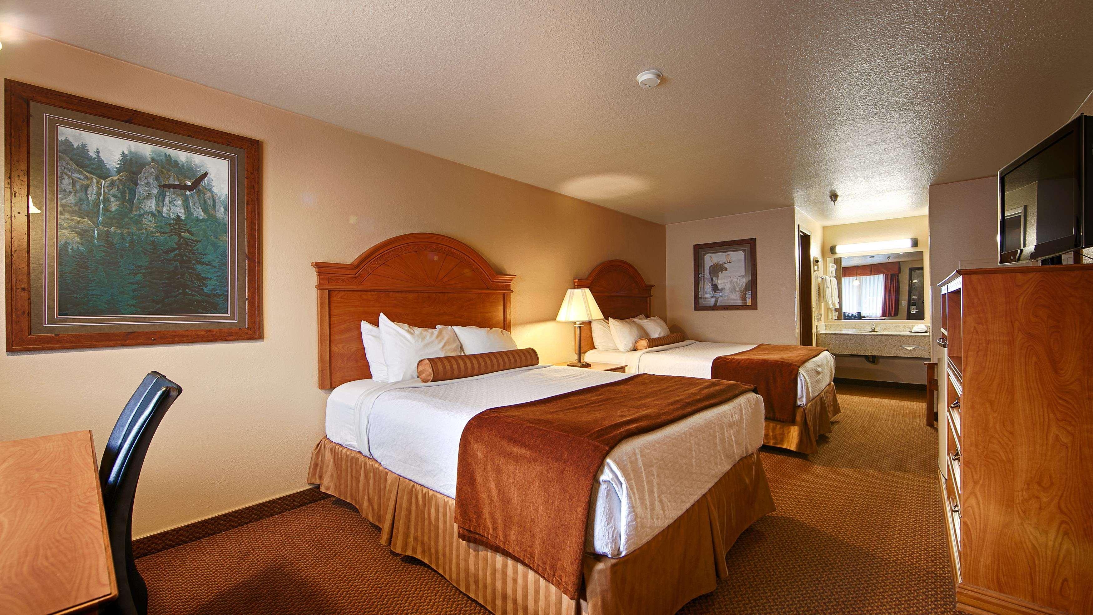 Western Bidarka Hotel