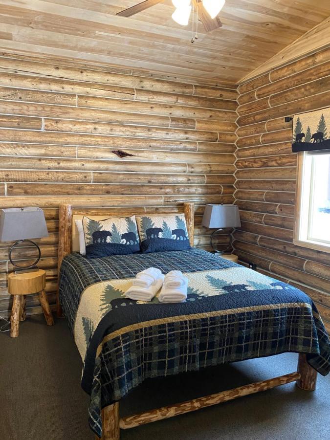 Bed & Breakfast Alaska Knotty Pine Palmer