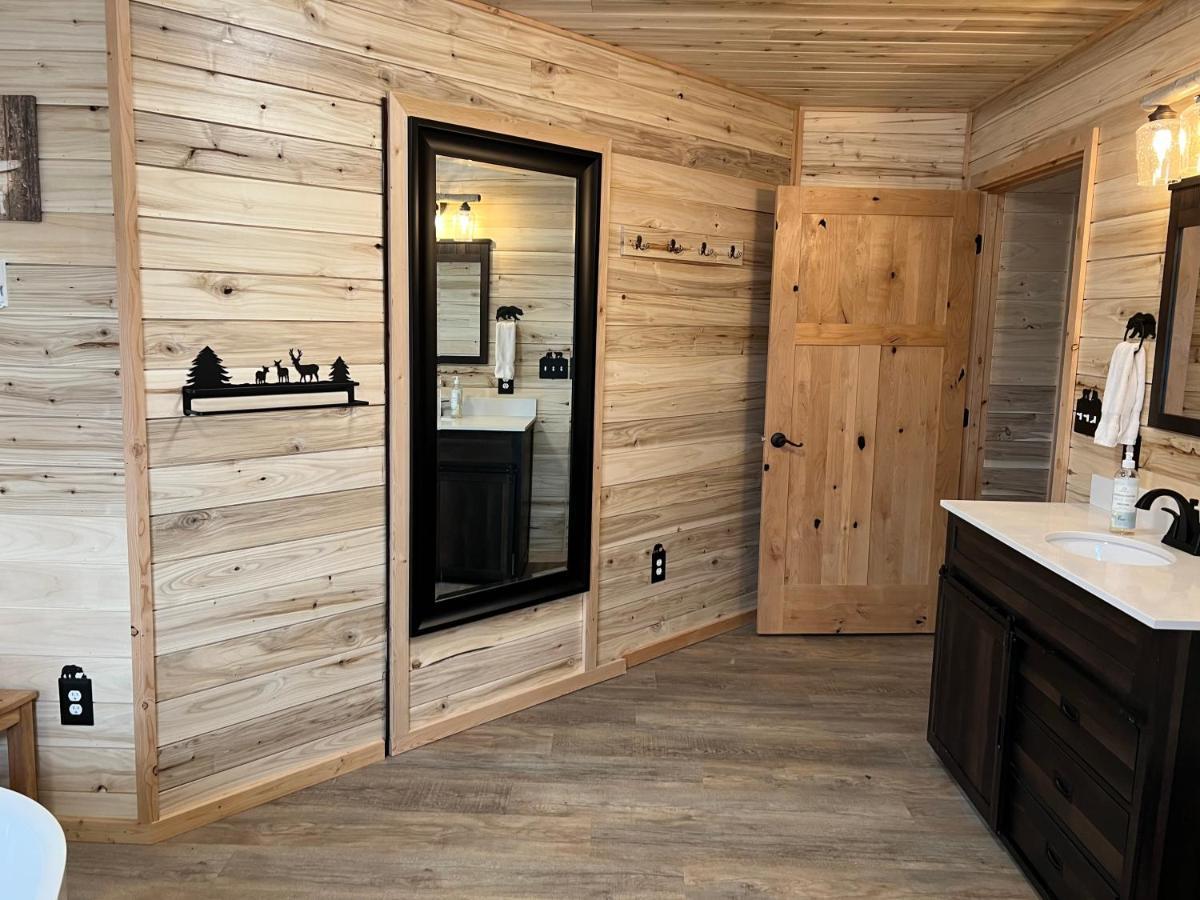 Alaska Knotty Pine