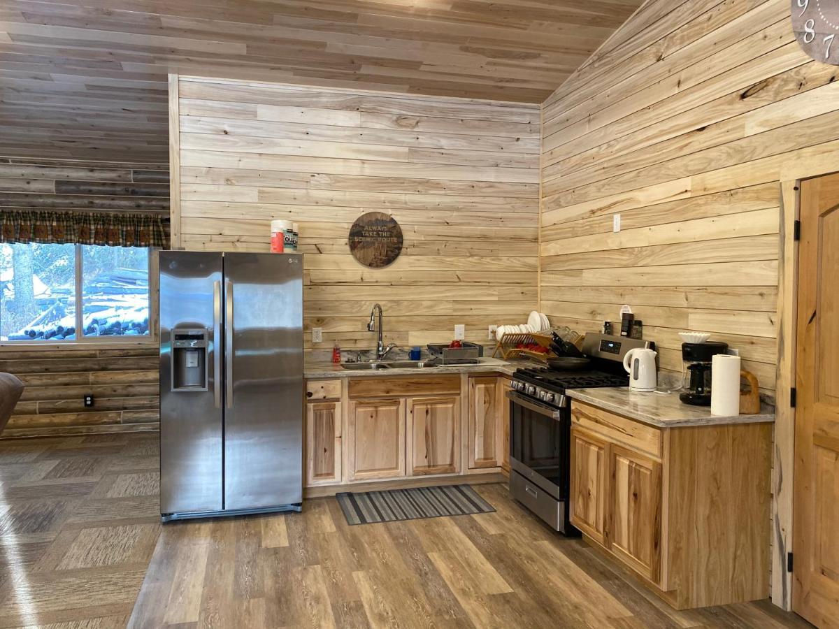 Bed & Breakfast Alaska Knotty Pine Palmer