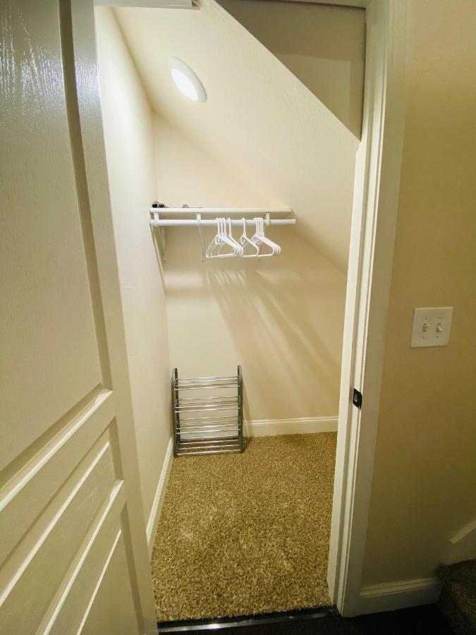 Apartamento Beautiful 2 Bedroom 1 Bath With Private Garage Anchorage