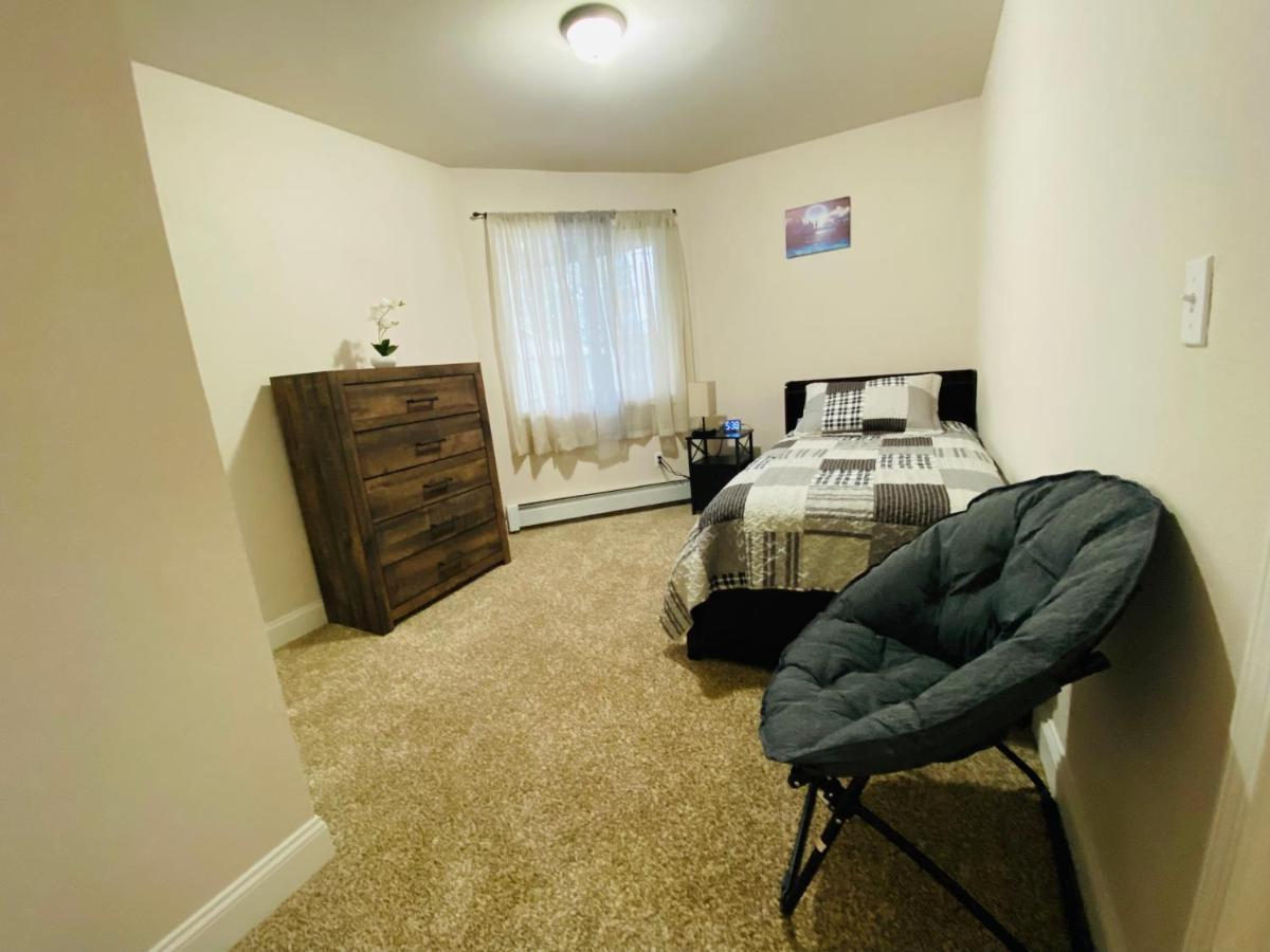 Apartamento Beautiful 2 Bedroom 1 Bath With Private Garage *