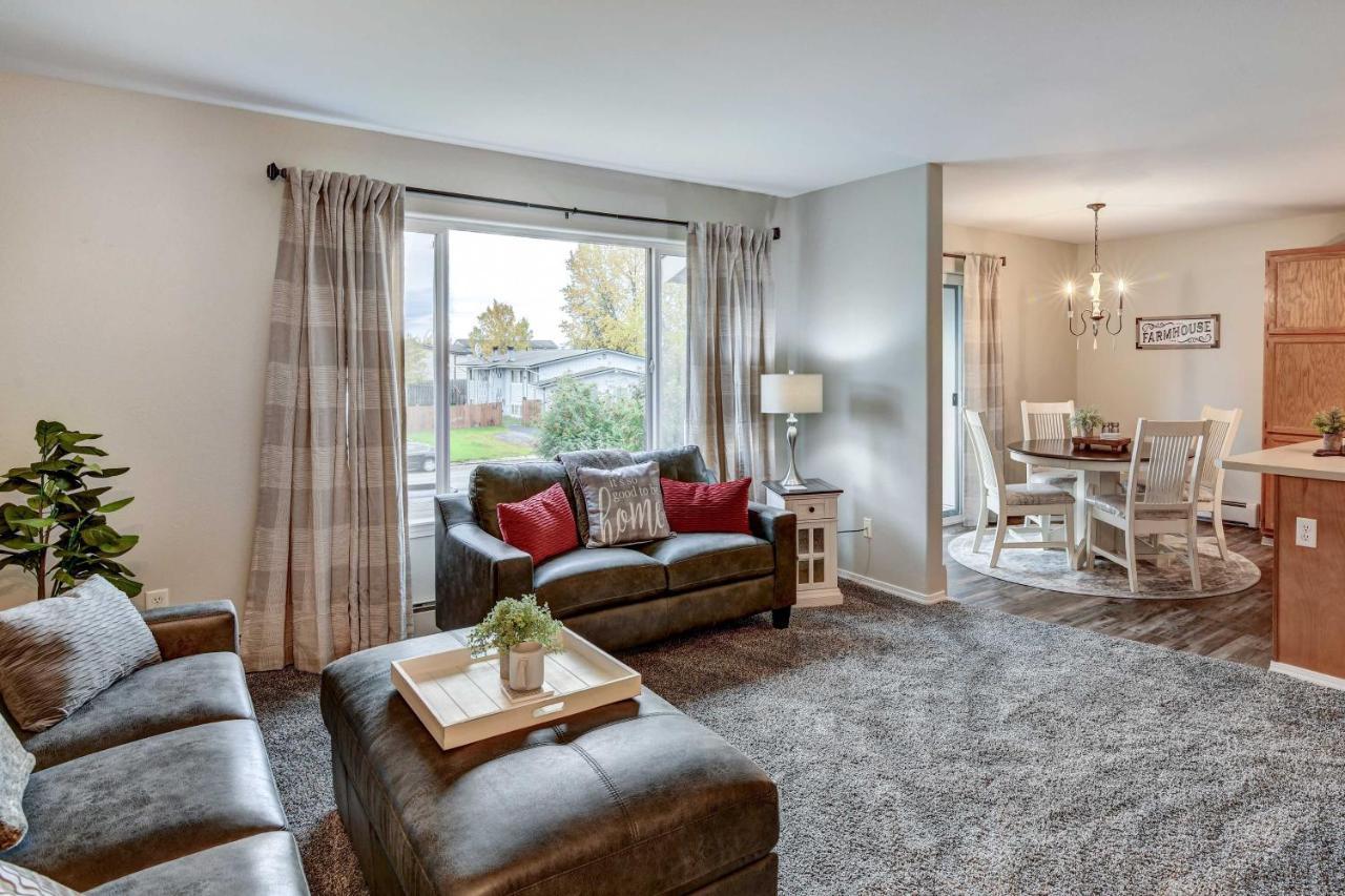 Retreat Less Than 5 Mi To Hilltop Area! Apartment *